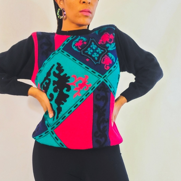 Vintage Sweater - Picture 2 of 5